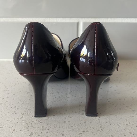 Franco Sarto Patent Leather Mary Jane Heels, Size 8M, 3" Heels - Picture 10 of 11